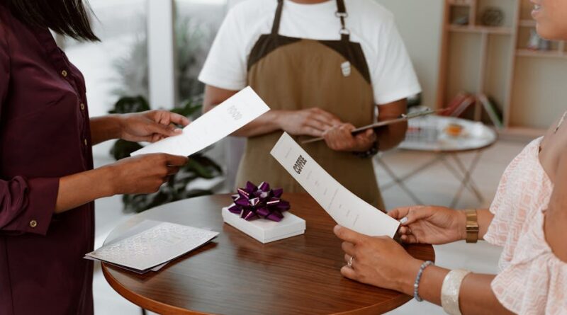 How to Use Gift Cards for Dining Deals